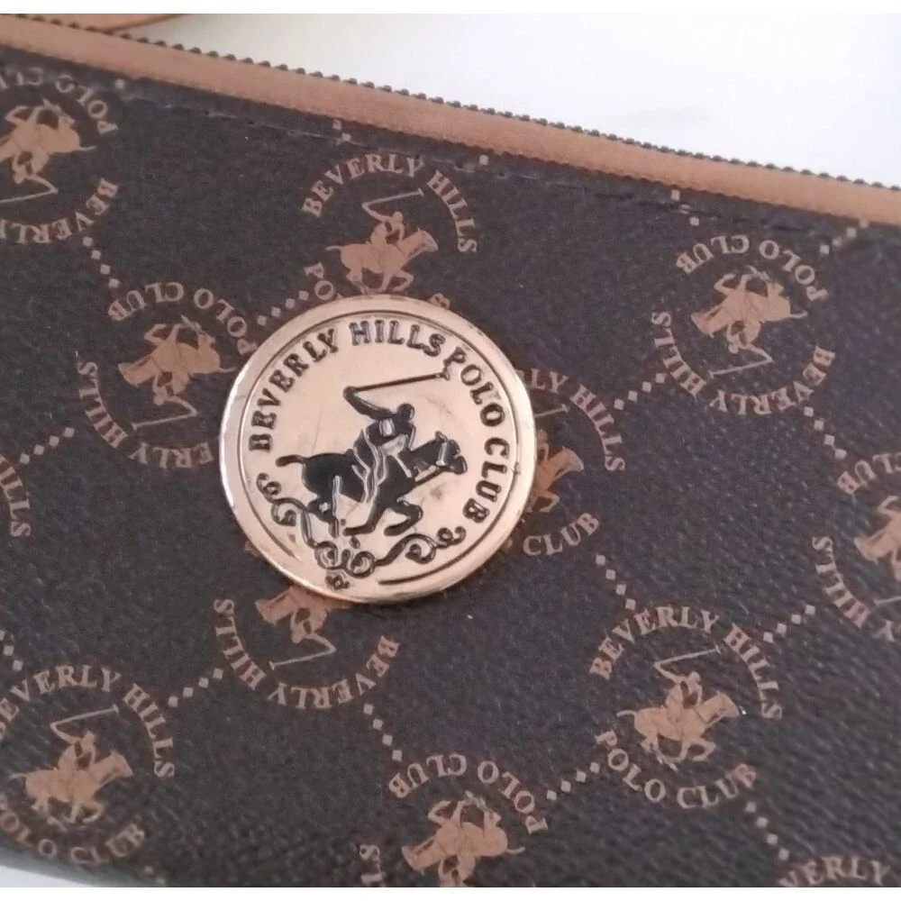 Beverly Hills Polo Club Small Crossbody Wallet